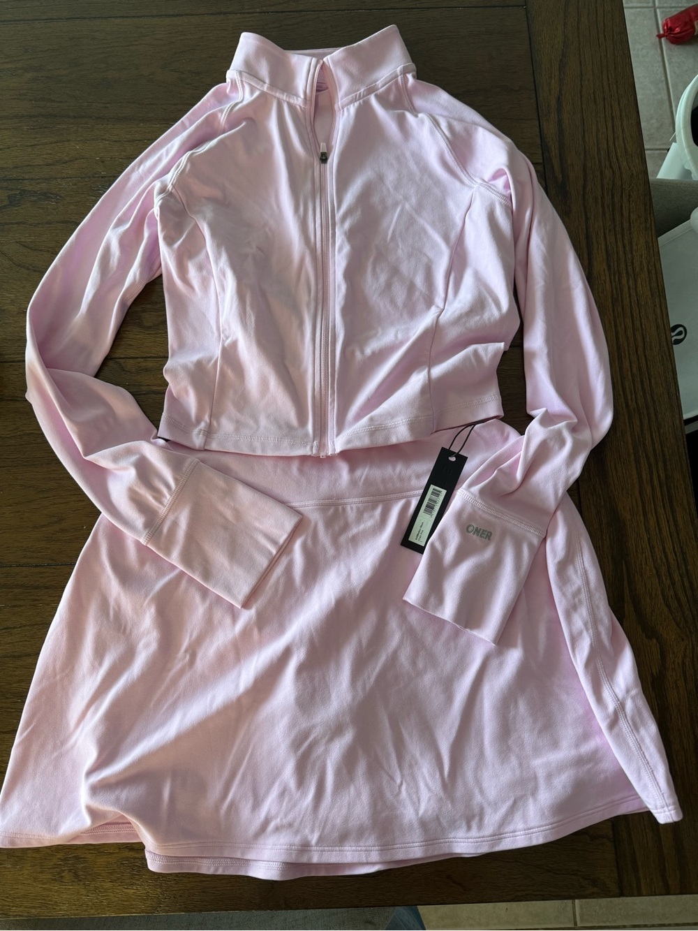 Oner Active softmotion mid jacket in chalk pink with skort